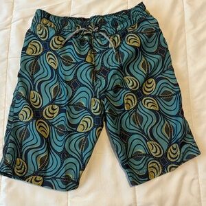 Tea Collection swim shorts size 7